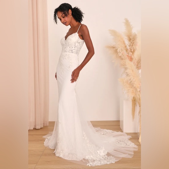 NWOT Lulu’s Bridal Everlasting Affection Lace Backless Mermaid Wedding Dress - Picture 2 of 16